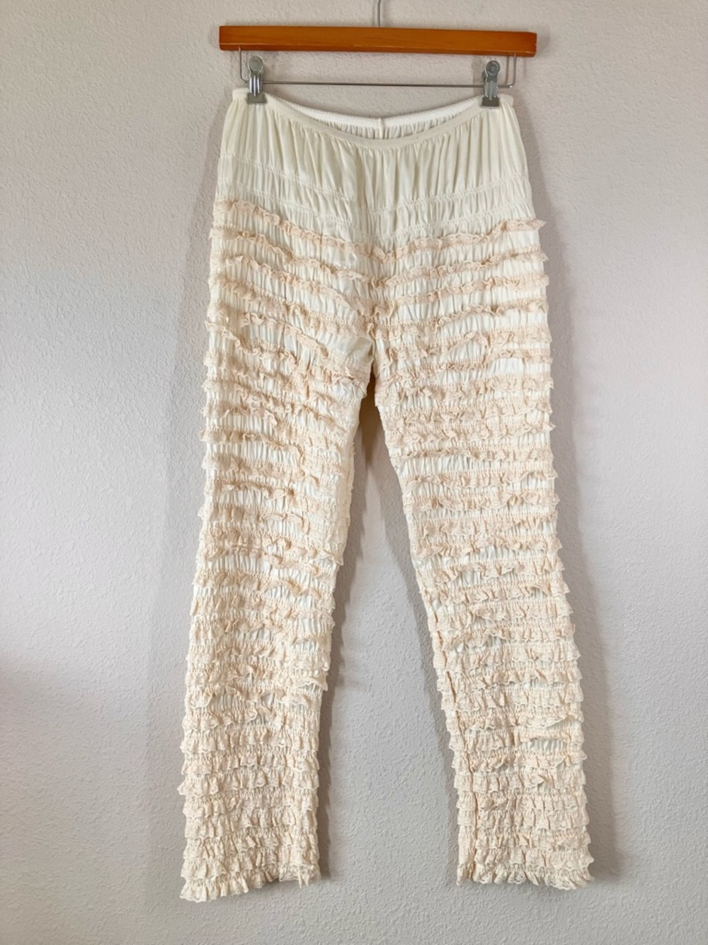 VINTAGE Nylon Lace Pantalones Full Length Pants L 70s Tiered Lace Boho Romantic